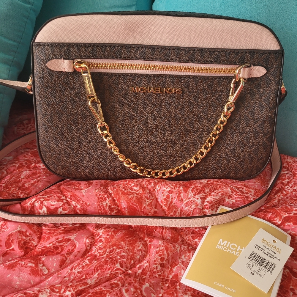 Micheal Kors Jet Set Crossbody